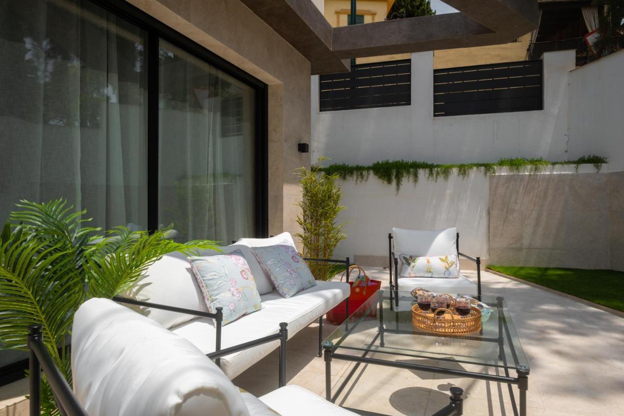 Apartamentos La Zagalilla Málaga Eksteriør billede