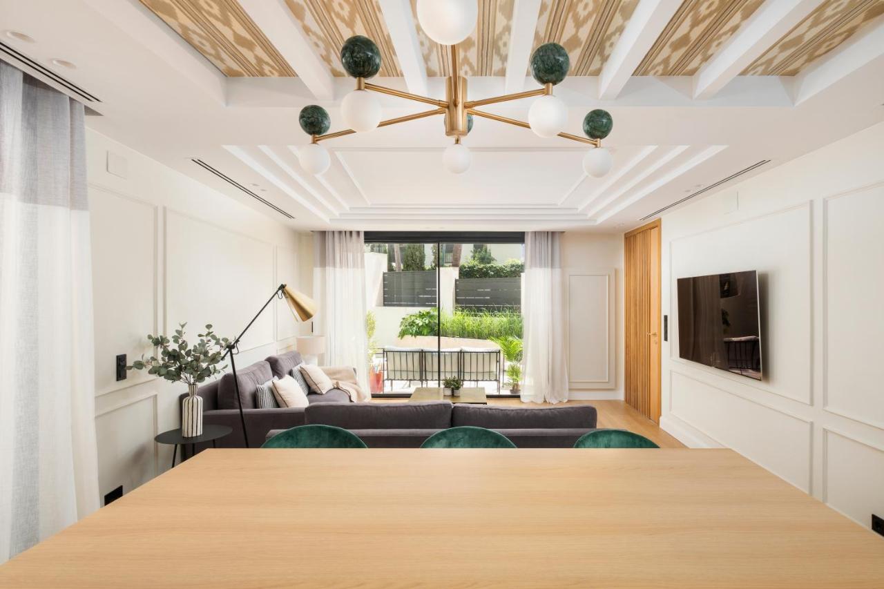 Apartamentos La Zagalilla Málaga Eksteriør billede