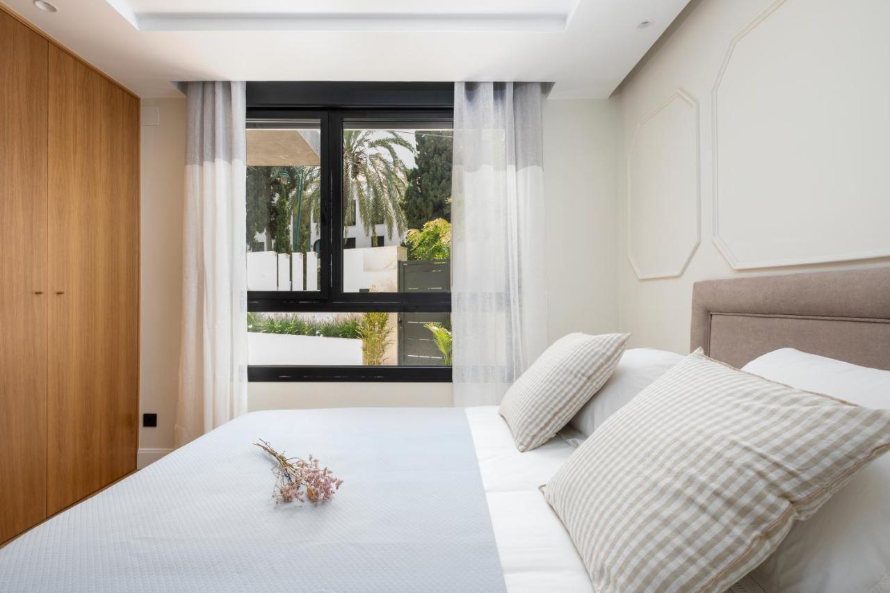 Apartamentos La Zagalilla Málaga Eksteriør billede