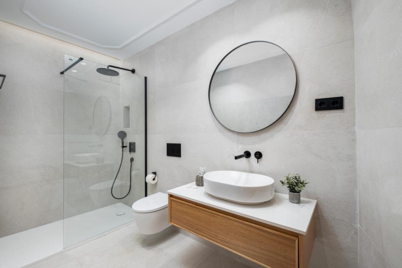 Apartamentos La Zagalilla Málaga Eksteriør billede